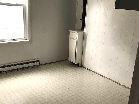 4th image of 532 N Mulberry St