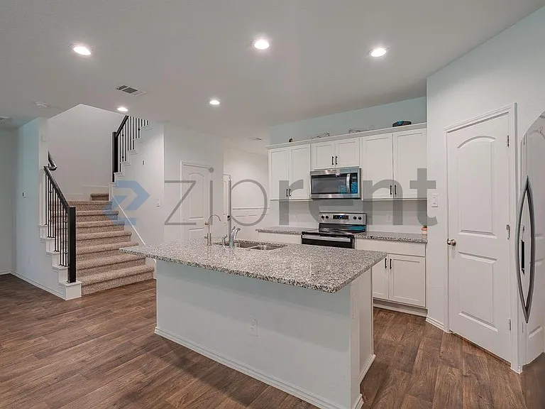 2914 Roman Forest Blvd — Photo 12