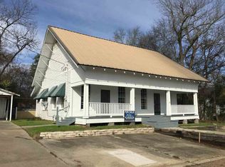 106 W College St, Carthage, TX 75633