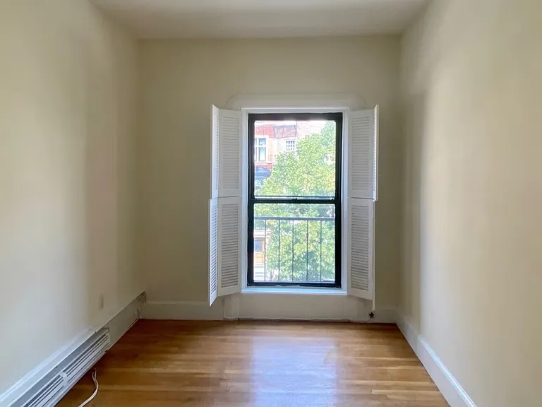 503 Beacon St #4 — Photo 3