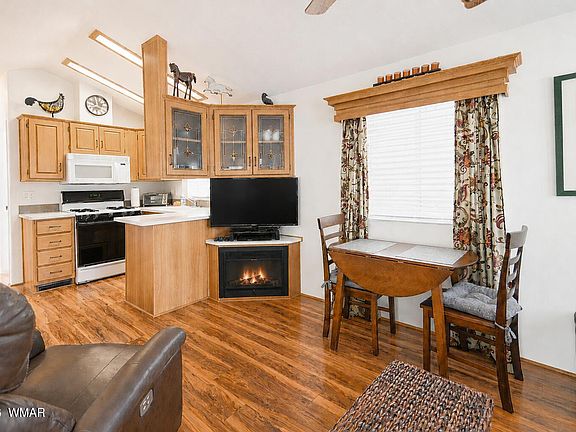 4th image of 2263 Hanging Tree Ln