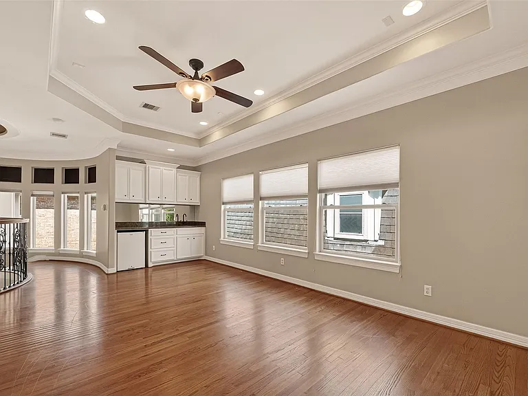 5319 Fayette St — Photo 30