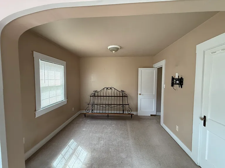 511 Simpson St #A — Photo 15