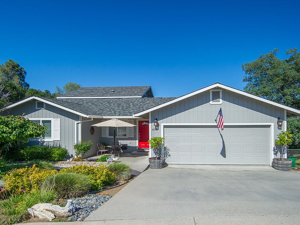 1st image of 655 Arbona Cir N