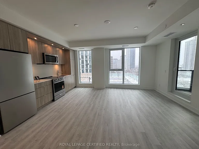 25 Cordova Ave #605 — Photo 9