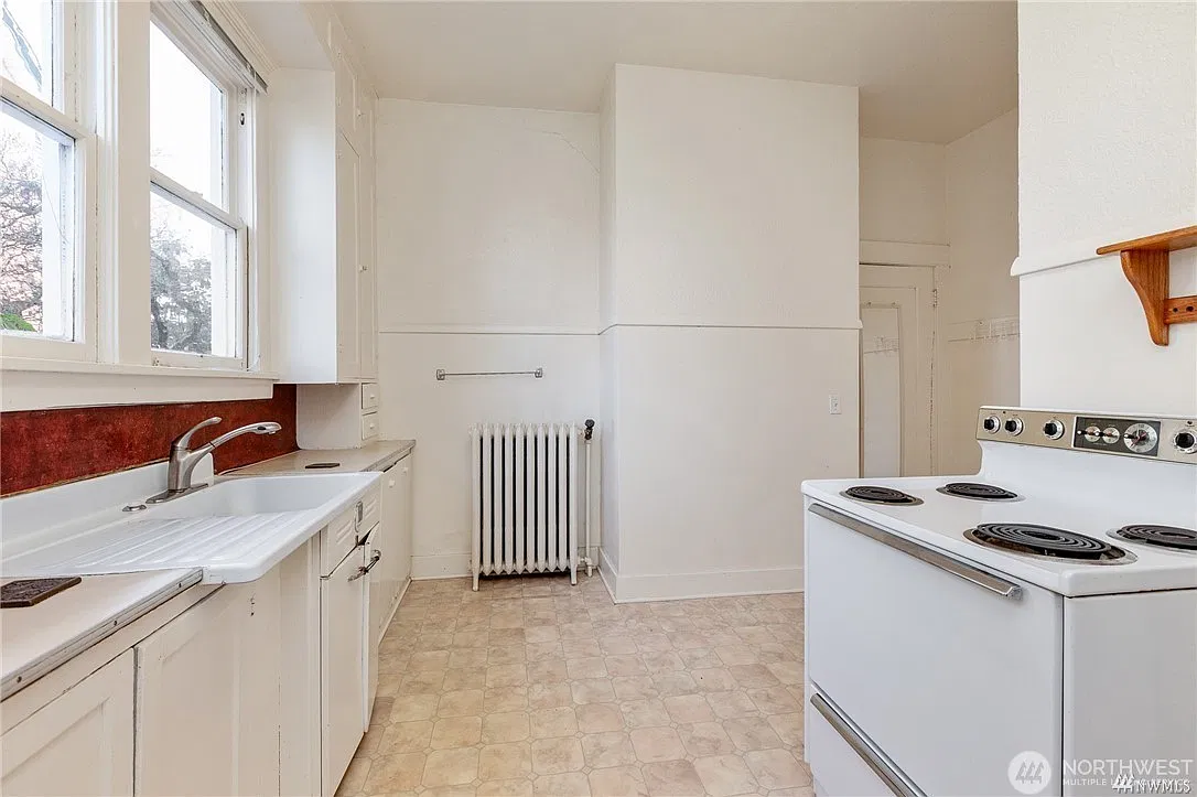 Studio, 600 sqft, $1,500 — Photo 1