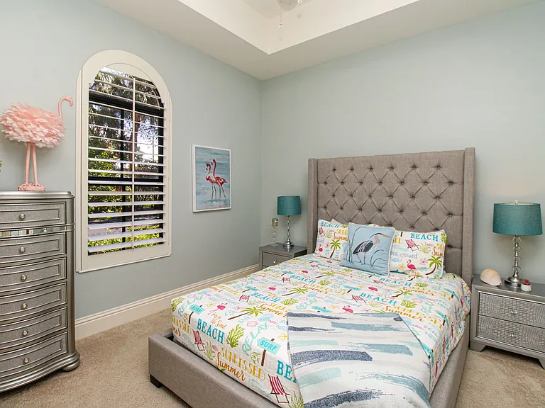 8000 Cordoba Pl — Photo 40