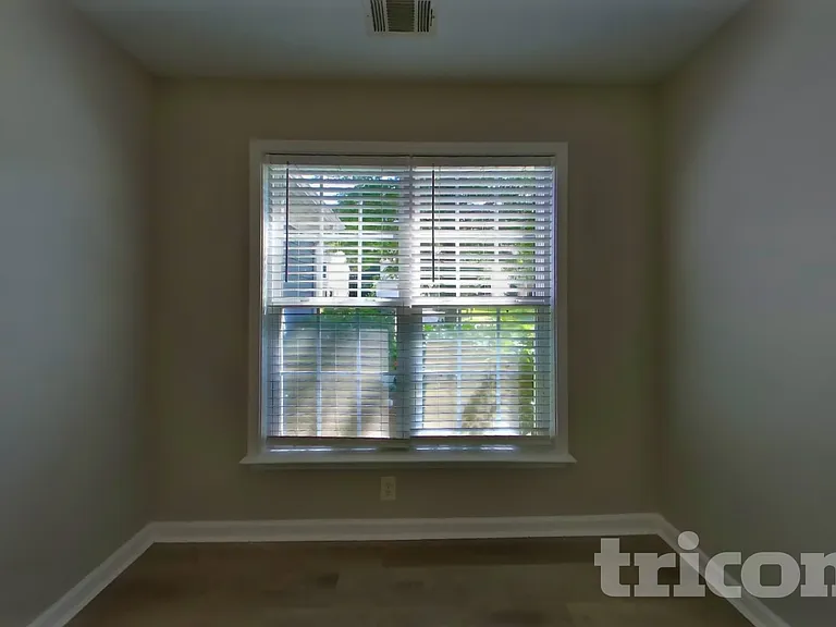 3281 Saville St SW — Photo 15