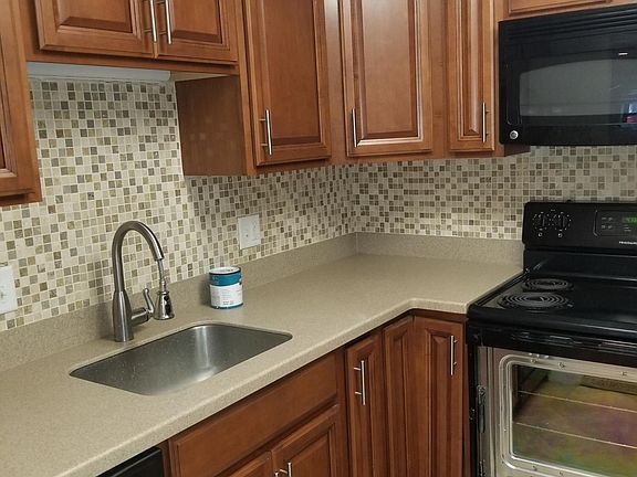 4th image of 90 Neponset St