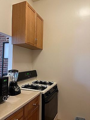4th image of 16 W 121st St #2