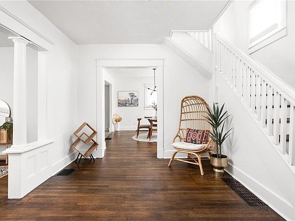 5th image of 4072 N Graceland Ave