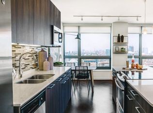440 N Orleans St #1006, Chicago, IL 60654