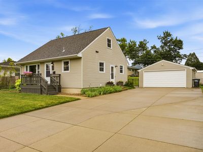 1145 A Ave, Marion, IA, 52302