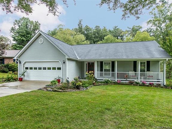 3rd image of 2673 Middleton Cir