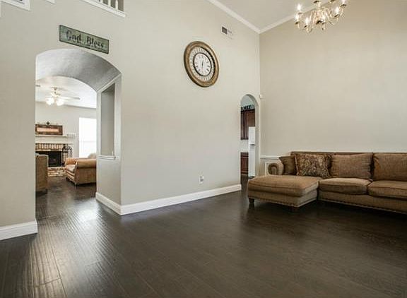5th image of 5617 Buttercup Ln