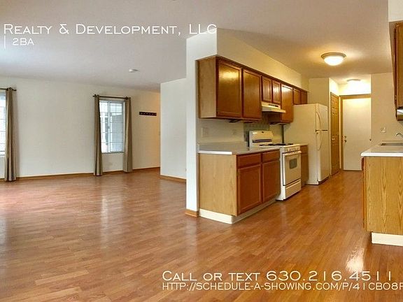 3rd image of 435 Village Creek Dr