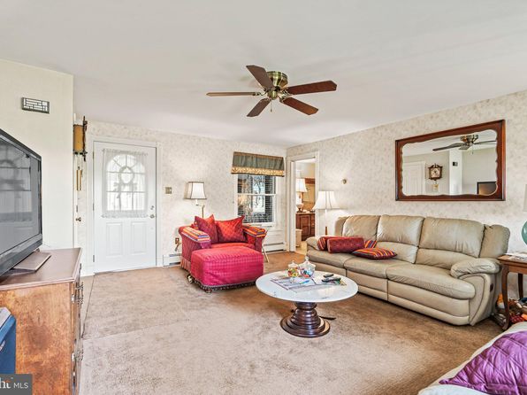 1080 Georgetown Rd, Paradise, PA 17562