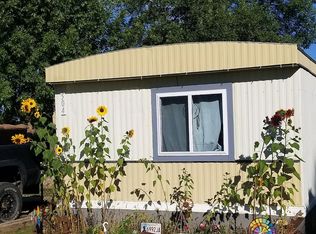 504 4th St NW, Watford City, ND 58854