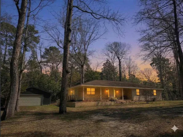 194 28th St, Woodville, TX 75979