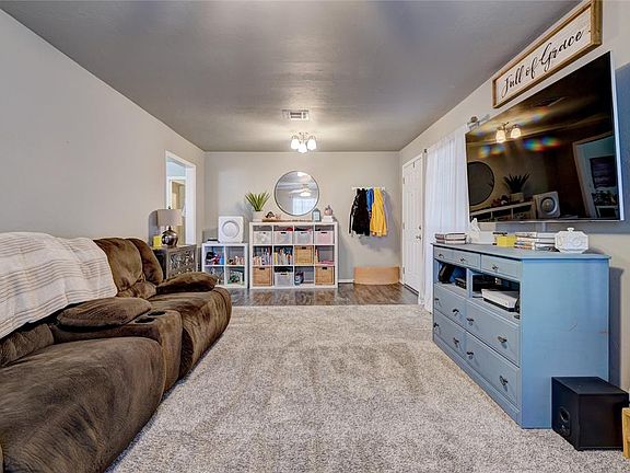 5th image of 4708 N Peniel Ave