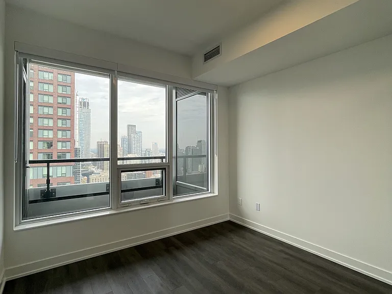 609 Sherbourne St #4402 — Photo 10