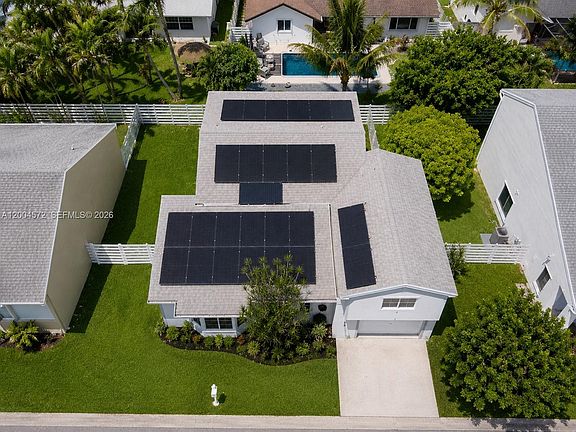 4th image of 14512 SW 139th Avenue Cir W