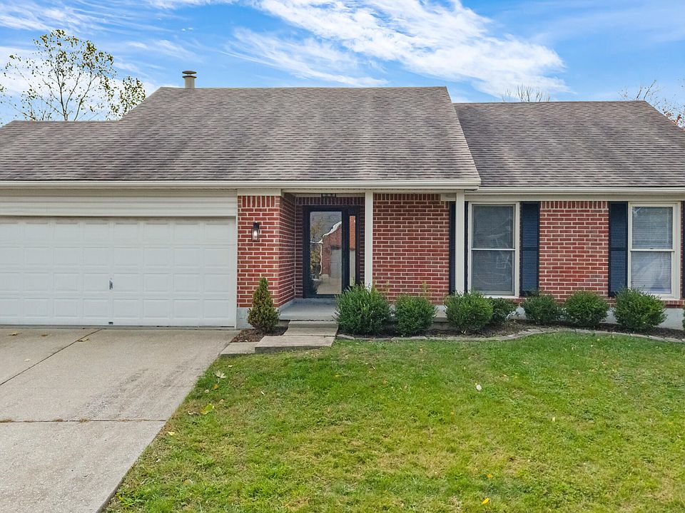 1st image of 131 Hawthorne Dr