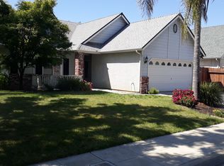 2559 E Fallbrook Ave, Fresno, CA