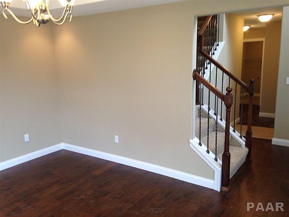 3rd image of 150 Tuscany Ct