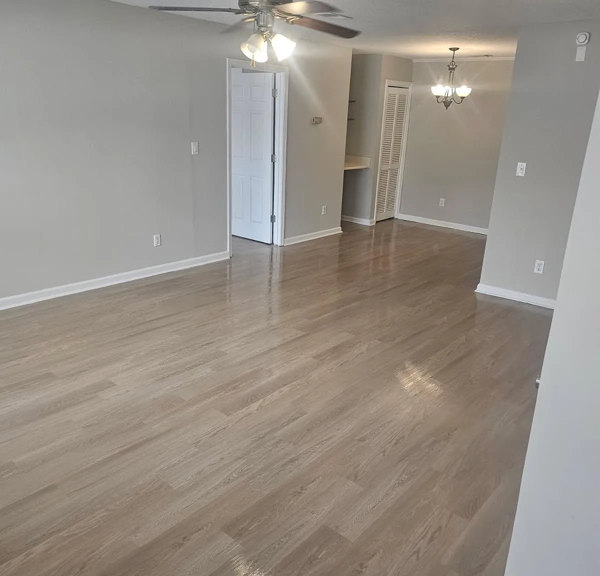 100 Brighton Hill Cir — Photo 1