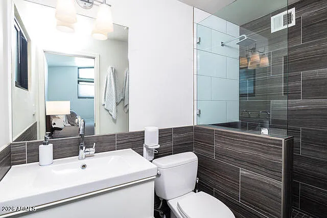 6845 E Earll Dr — Photo 16