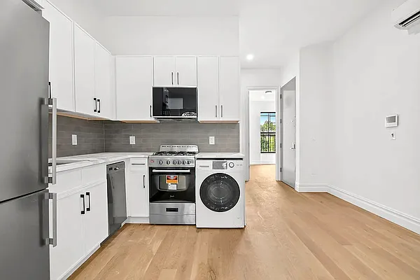 Rented by NOVO Living LLC | media 9