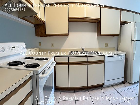 3rd image of 2021 Caribbean Dr S