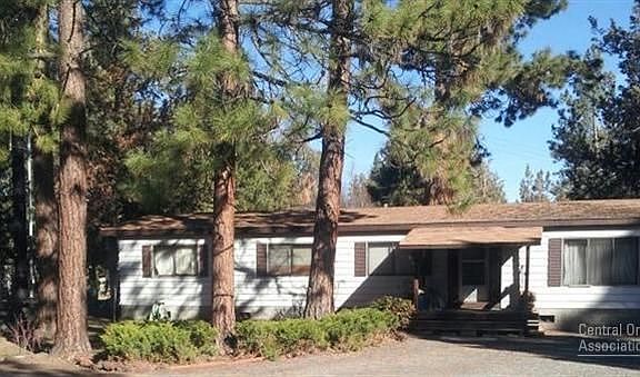 2nd image of 61670 Cherrywood Ln