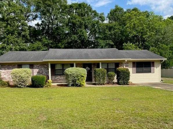 1114 Magnolia St, Andalusia, AL 36420