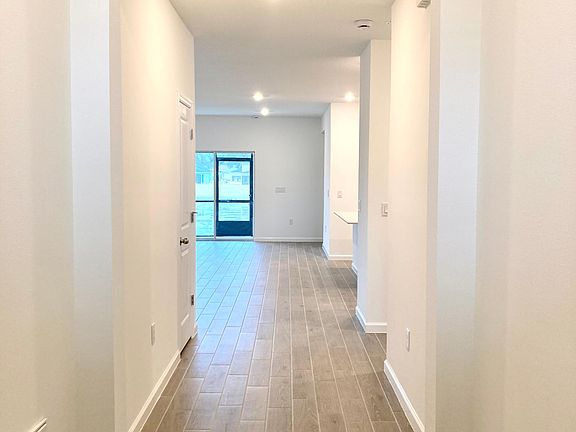 2nd image of 3511 NE 38th St