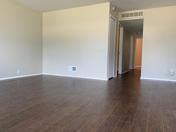 5th image of 437 W Kalama Ave
