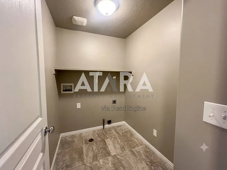 5285 W Hampstead Ln — Photo 26