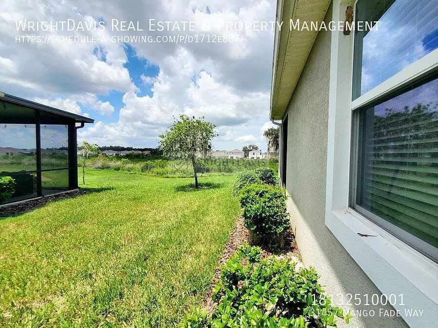 Waterfront 3/2 Villa in Mirada Community — Photo 3