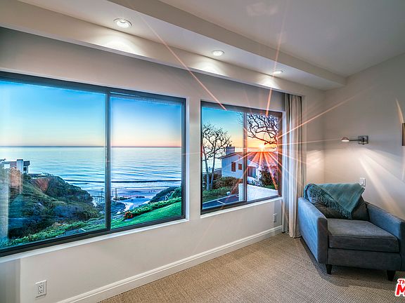 2nd image of 6820 Las Olas Way