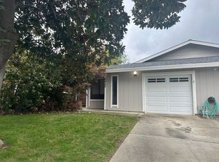 4855 Scotch Ct, Carmichael, CA 95608