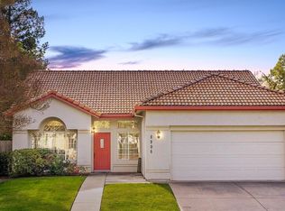 8904 Bear Park Ct, Elk Grove, CA 95758
