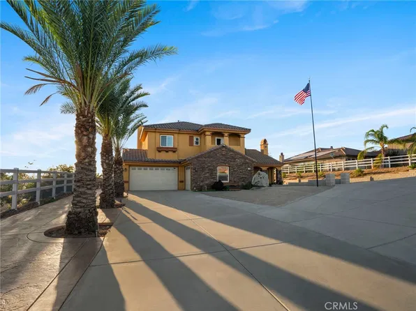 17531 Fairbreeze Ct, Riverside, CA 92504
