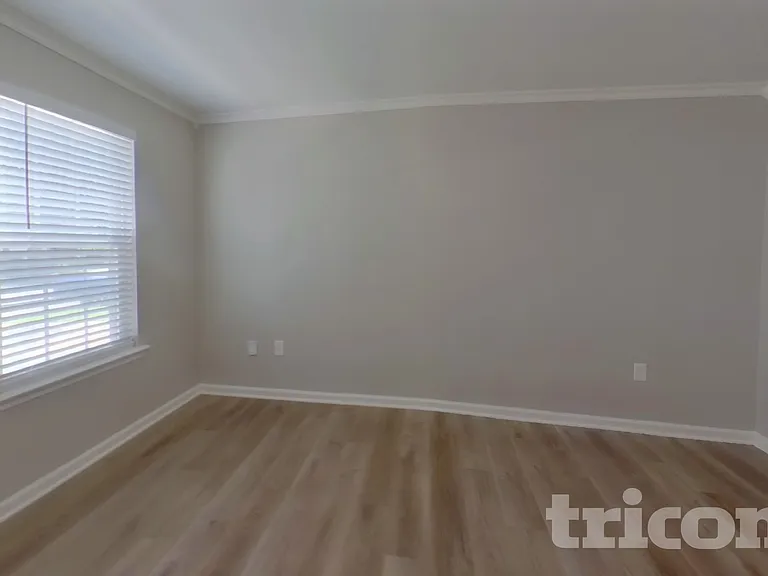 9022 Jaldena Dr — Photo 3