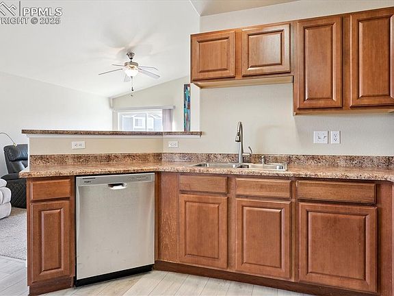 4th image of 6949 Dusty Miller Way