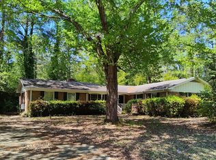 204 Club Pines Dr, Greenville, NC 27834