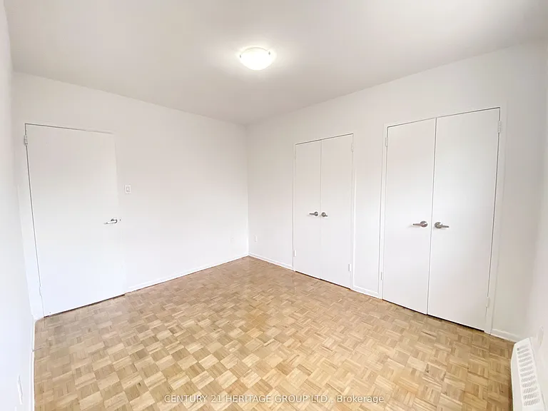10 Garfella Dr #206 — Photo 9