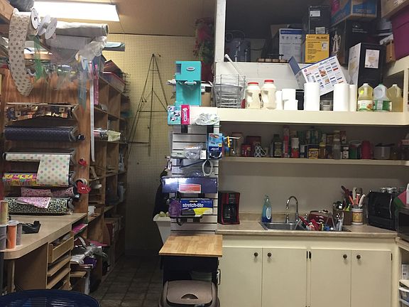 2nd image of 1686 Tiger Ln