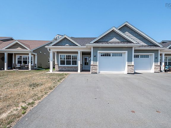 2nd image of 42 Elizabeth Ave