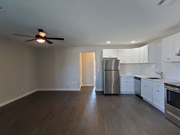 3rd image of 600 NW 32nd St #Phoenix 6